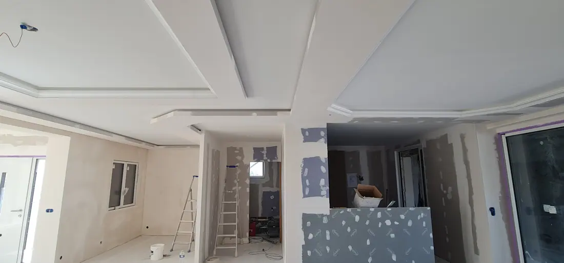 Travaux de plâtrerie et peinture